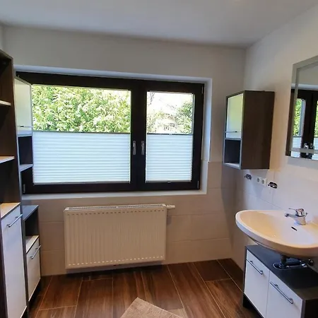 Absolute Active Mountain