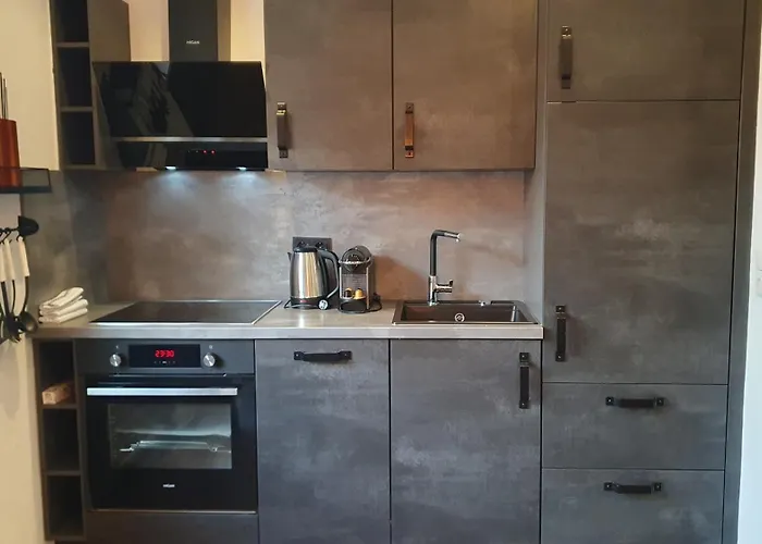 Absolute Active Mountain