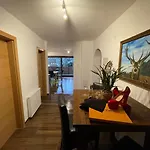 Absolute Active Mountain Apartment *
